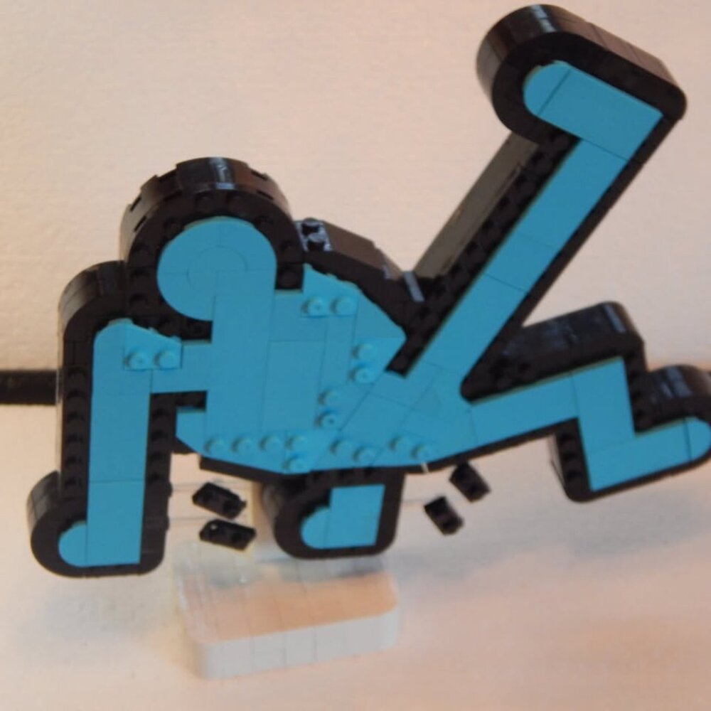 Keith Haring Lego Classic Dancing Figure in Blue. - Picture 2 of 3